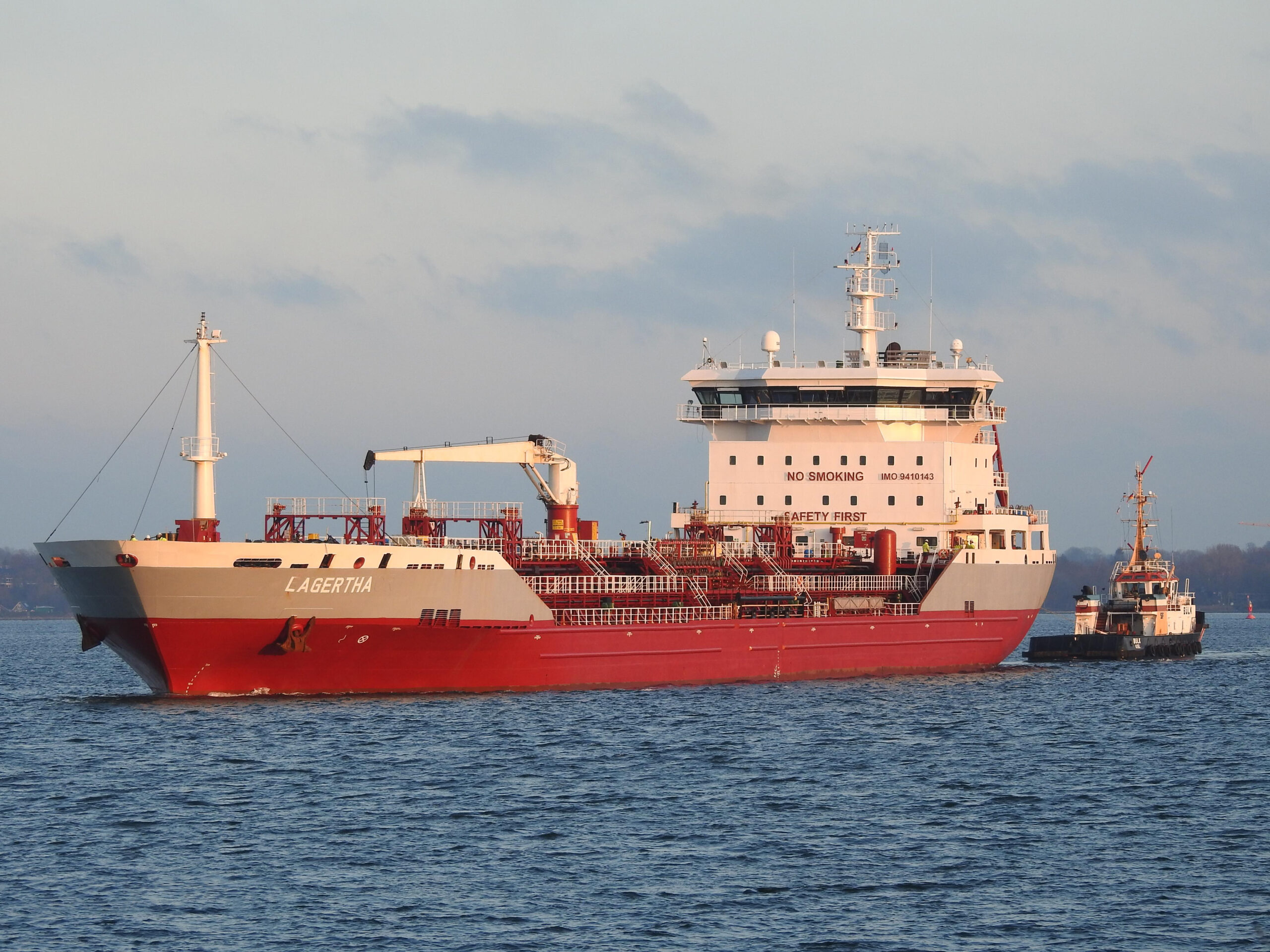 Besiktas Shipping | M/T LAGERTHA (9410143)